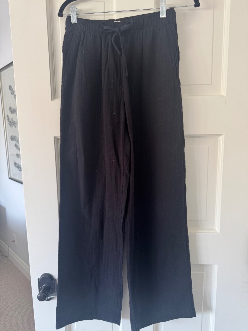 Aritzia Black Gauze Pant
